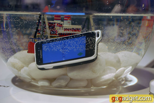 Смартфоны Sony Ericsson на IFA 2011 своими глазами-17