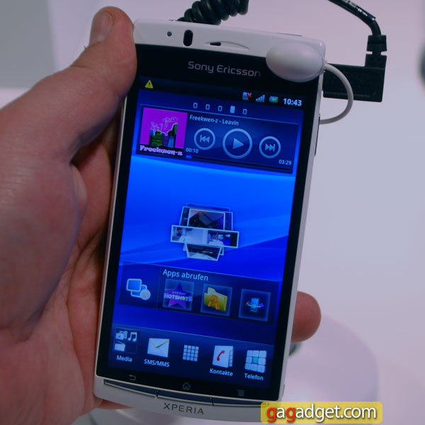 Смартфоны Sony Ericsson на IFA 2011 своими глазами-19