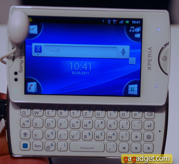 Смартфоны Sony Ericsson на IFA 2011 своими глазами-36