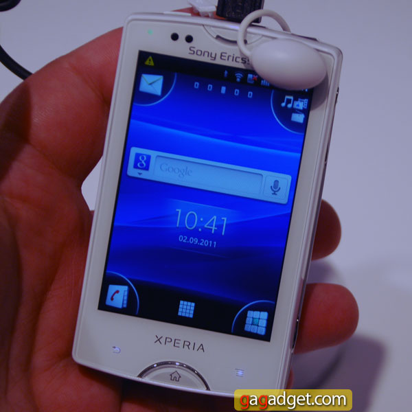 Смартфоны Sony Ericsson на IFA 2011 своими глазами-38