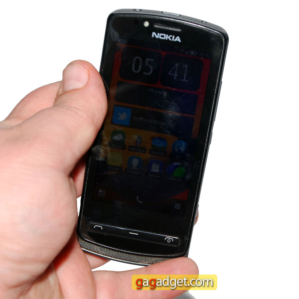 Кавайность по-фински: обзор Symbian-смартфона Nokia 700