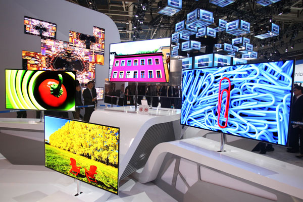 55-дюймовый OLED-телевизор Samsung на выставке CES 2012-4