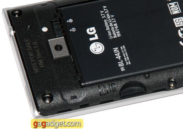 Красота требует жертв: обзор смартфона LG Optimus L3 (E400)-7
