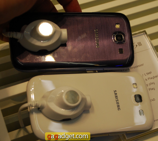 Samsung Galaxy SIII своими глазами: Galaxy Nexus на маркетинговых стероидах (добавлено видео)-10