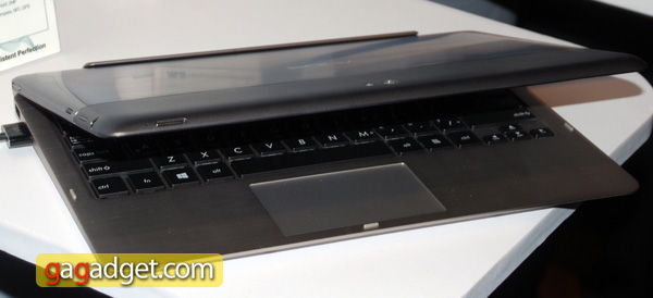 Asus Tablet 810 и Tablet 600: трансформеры на Windows с Intel Atom и Tegra 3-10