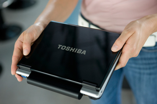 Характеристики нетбука Toshiba NB100 и его модификаций