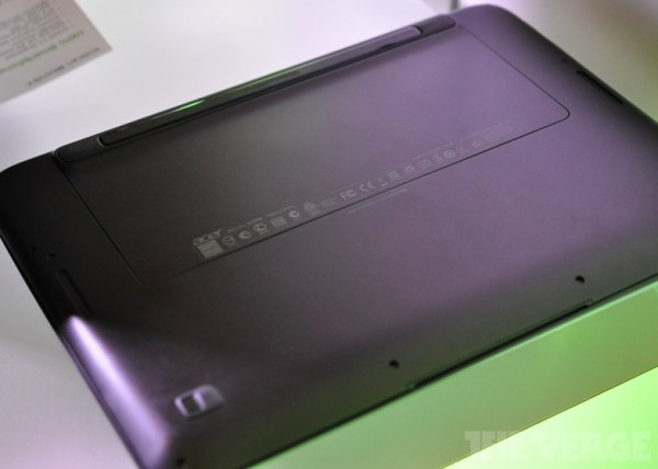 Очередной "самый тонкий" ультрабук Acer Aspire S5 с выезжающей задней панелью для разъемов-16