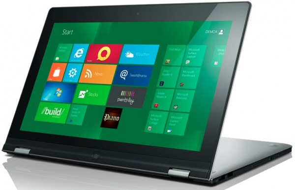 Занятия йогой с гибридом ноутбука и планшета Lenovo IdeaPad Yoga на Windows 8
