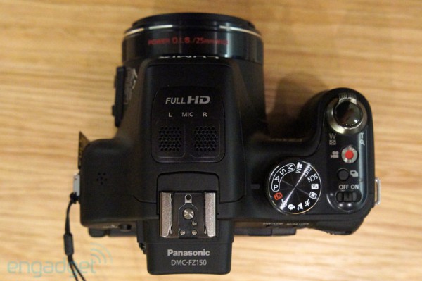 Panasonic анонсировала топовые фотокамеры LUMIX DMC-FZ150 и DMC-FX90-8