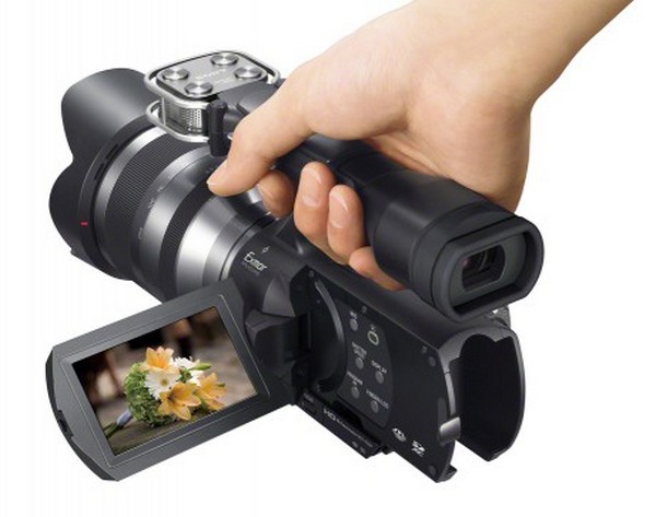 Видеокамера Sony Handycam NEX-VG20 - обновление прошлогоднего NEX-VG10-7