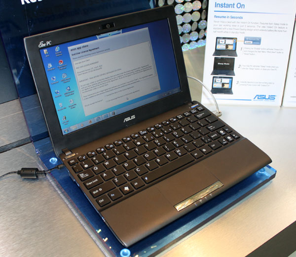 Ruster of paints: ASUS EEPC Flare netbook based on Intel Cedar Trail and AMD Fusion-3