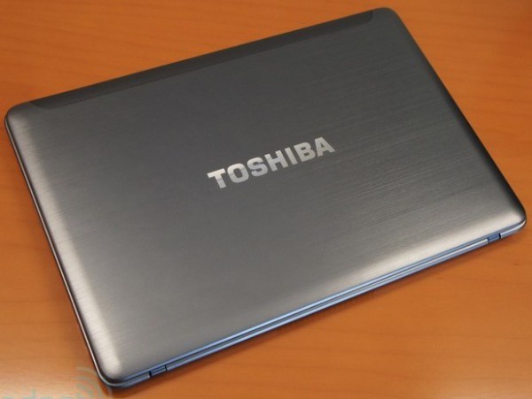 14-дюймовый ультрабук Toshiba Satellite на базе Windows 8 за $800-2
