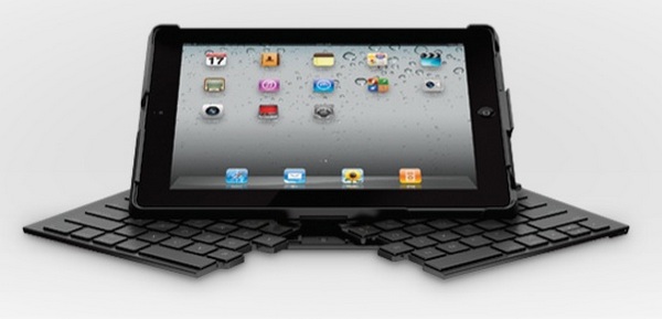 Джойстик на присосках и складной чехол-клавиатура для iPad от Logitech-6