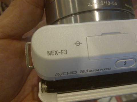 Утечка: первое фото беззеркалки Sony NEX-F3