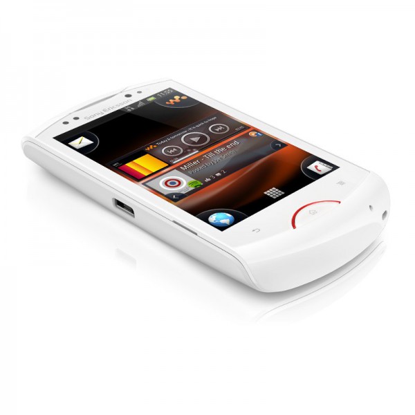 Sony Ericsson Live with Walkman - смартфон для любителей музыки и общения-2