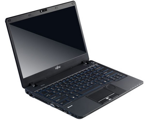 Ноутбук Fujitsu Lifebook SH771 с влагозащищенной клавиатурой  и автономностью до 14 часов