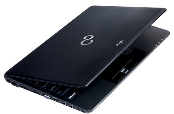 Ноутбук Fujitsu Lifebook SH771 с влагозащищенной клавиатурой  и автономностью до 14 часов-5