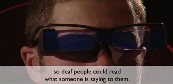Sony UK разрабатывает «очки с субтитрами» для глухих