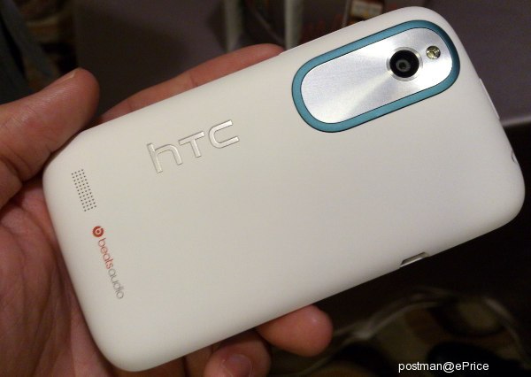 Шпионские фото HTC Desire X и его характеристики-3