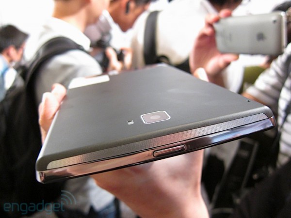 Asus представила планшет Eee Pad MeMO с 3D-экраном, не требующим очков-2