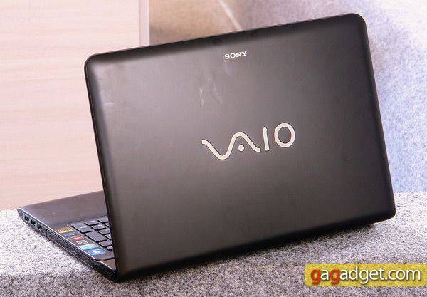 Обзор 17-дюймового ноутбука Sony VAIO  Е17 (SVE1711Z1R)-3