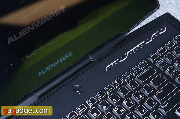 Чужой M18: обзор игрового ноутбука Dell Alienware M18 -21