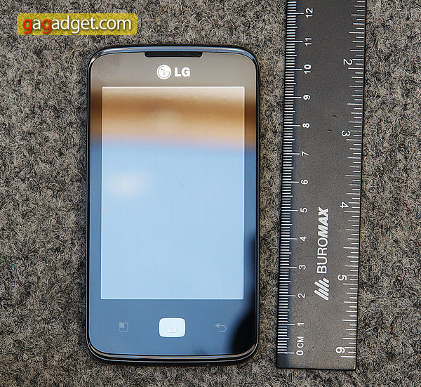 Замена-2. Краткий обзор LG Optimus E510 Hub-25