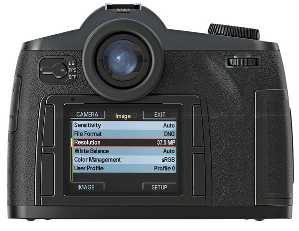 Leica S: зеркалка на 37.5 МП за $22000 (в США)-3