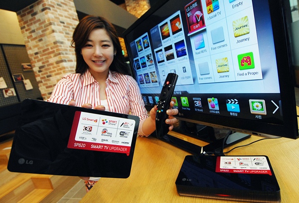 LG SP820 SmartTV: медиаплеер с поддержкой 3D