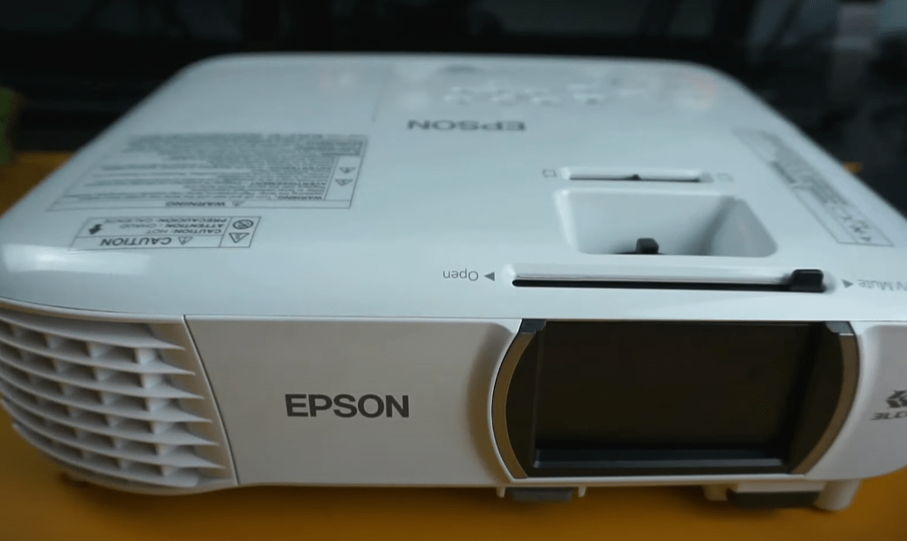 Home Cinema 1080 vs EX3280