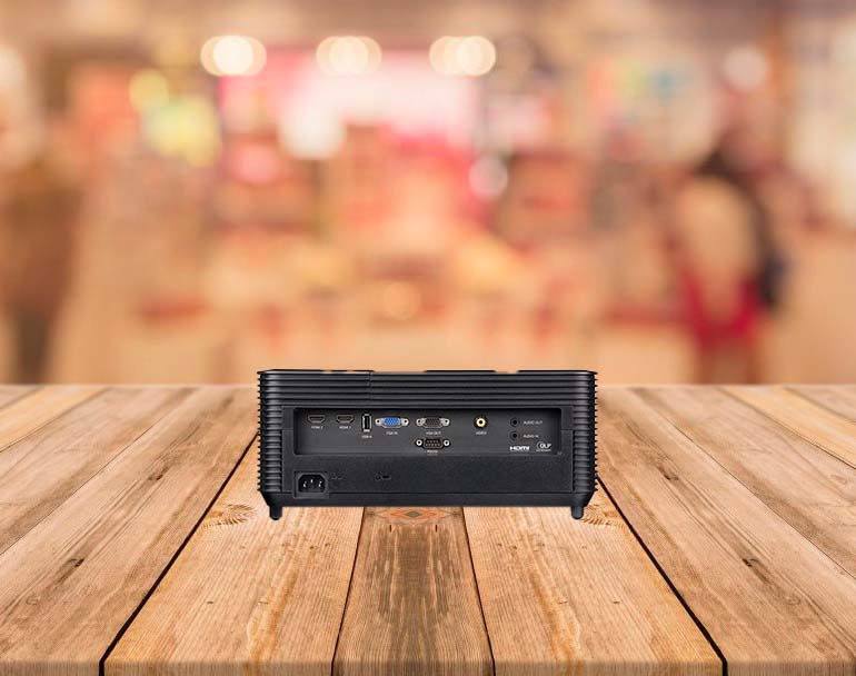 InFocus IN136 Home Projector