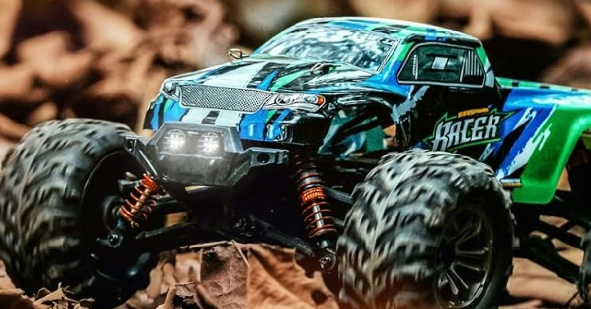 1:16 YONCHER YC250 voitures rc moins de 200 €