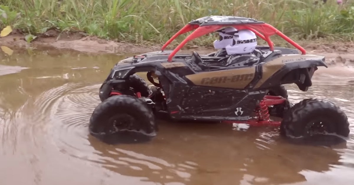 1:18 AXIAL JR. CAN-AM YETI MAVERICK X3 rock racer rc car