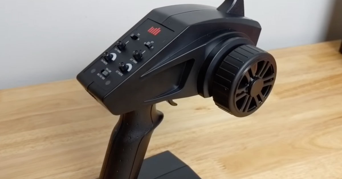 1:18 AXIAL JR. CAN-AM YETI MAVERICK X3 rc car under €200