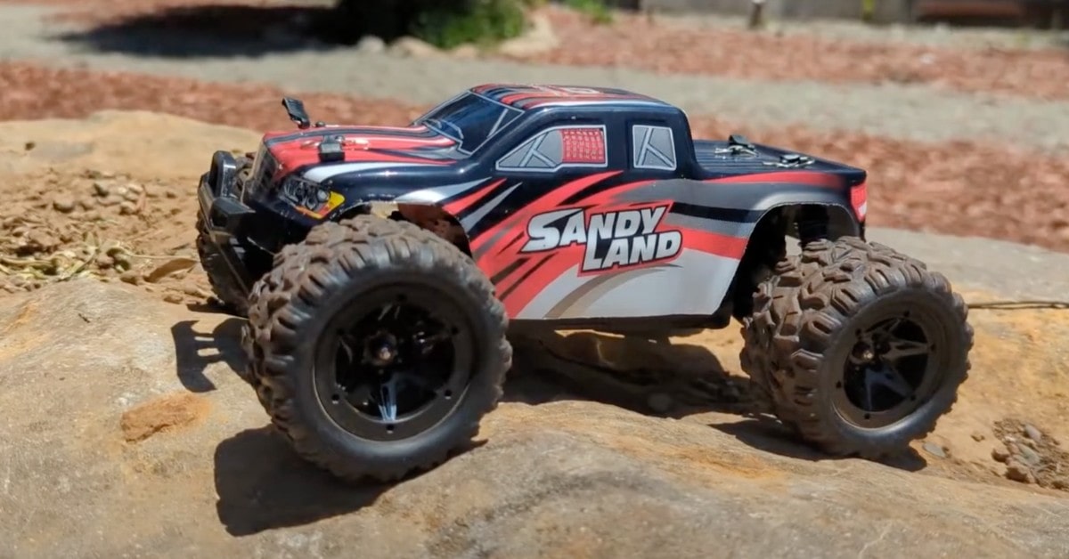 1:18 DEERC 9300 rc under 100