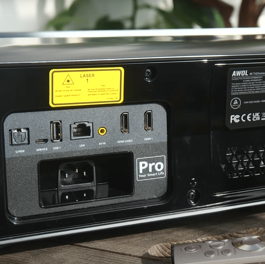 AWOL VISION LTV-3500 PRO 2160p Projector