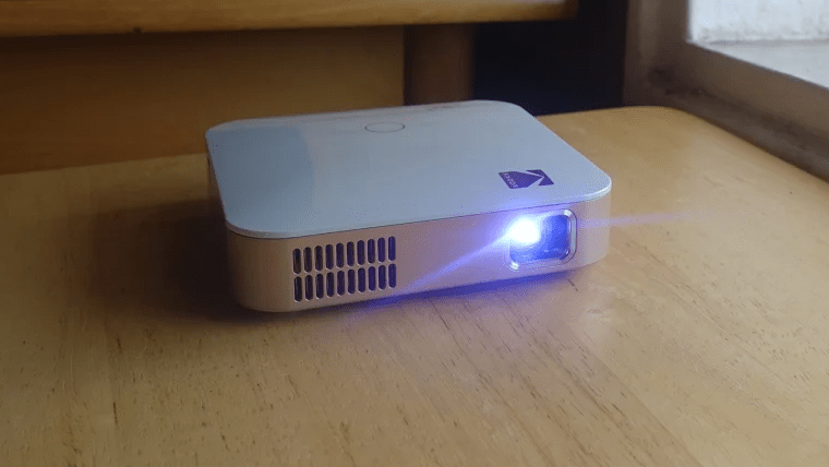 Kodak Luma 350 pocket projector