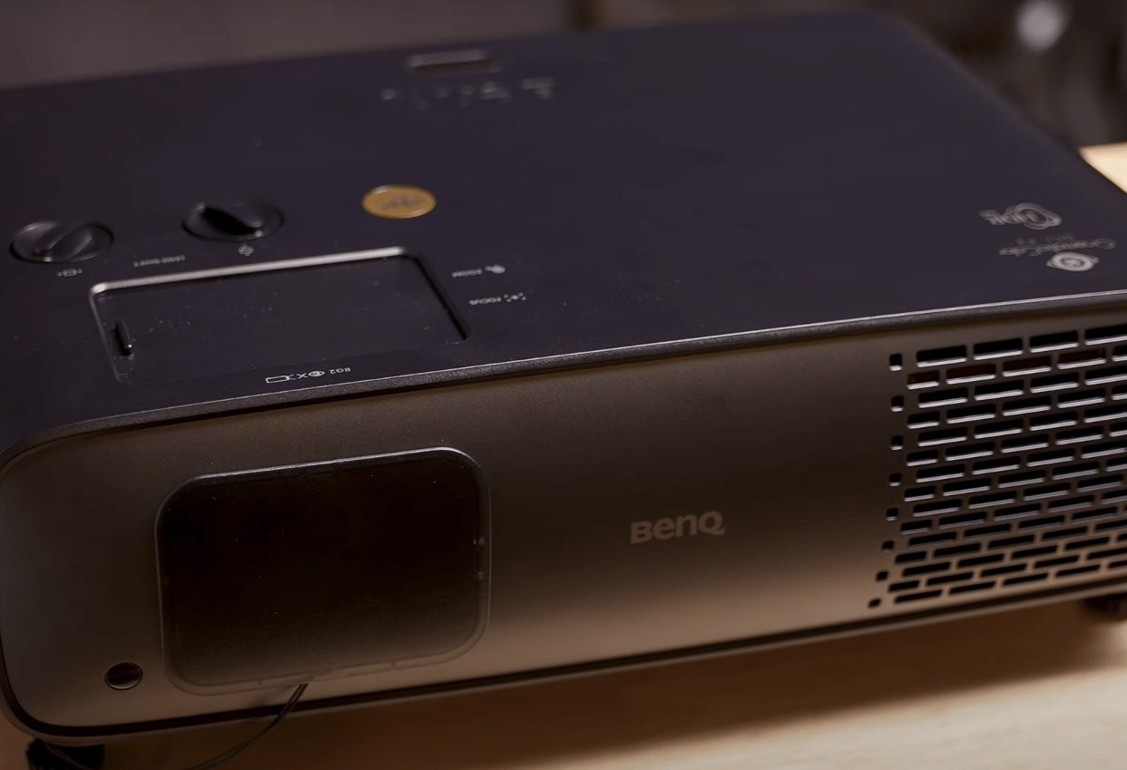 BenQ HT4550i Smart Projector