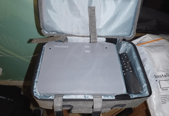 Roconia Q6 Portable Projector