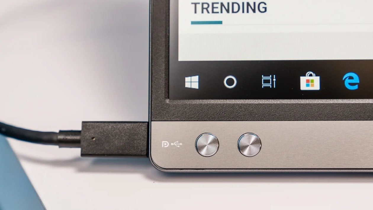 ASUS ZenScreen MB16ACE second screen for laptop