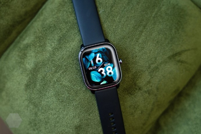 Amazfit GTS 4 Mini inexpensive wearable