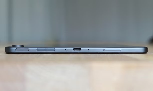 Amazon Fire Max 11 tablet for reading