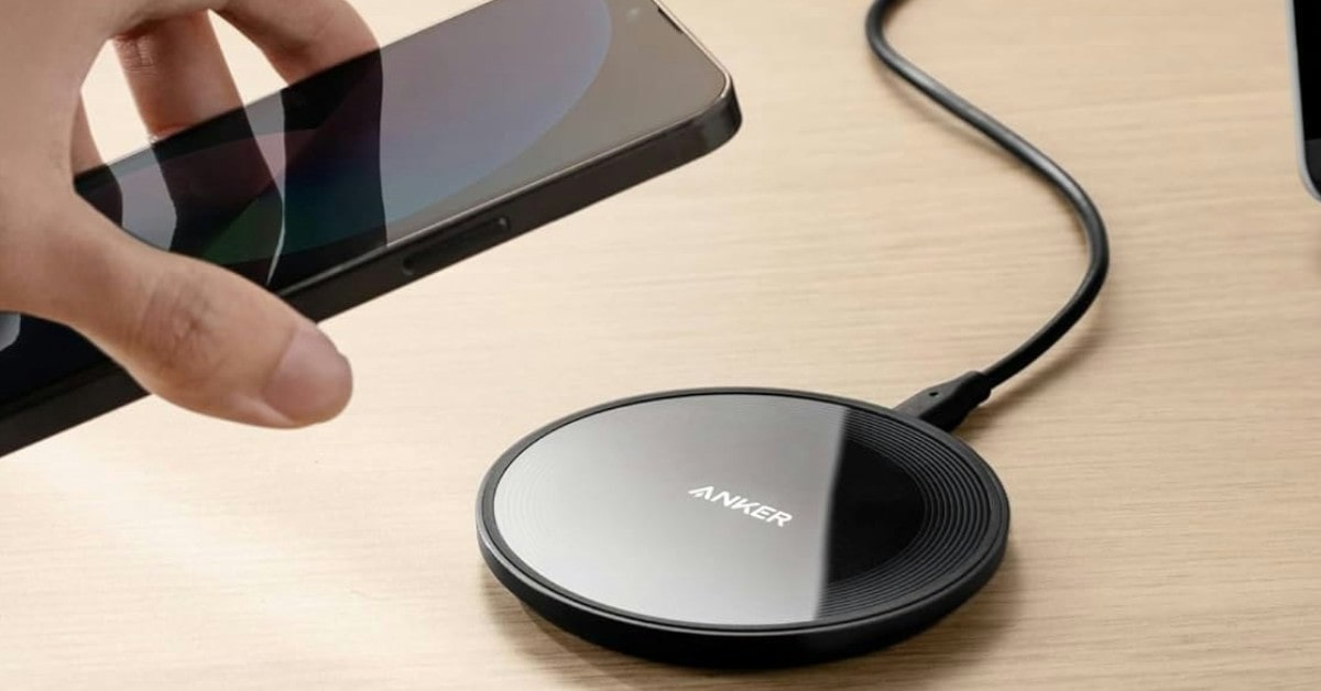 Anker 315 wireless charger that works with otterbox defender