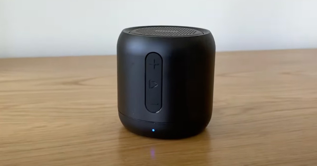 Anker Soundcore fm bluetooth speaker