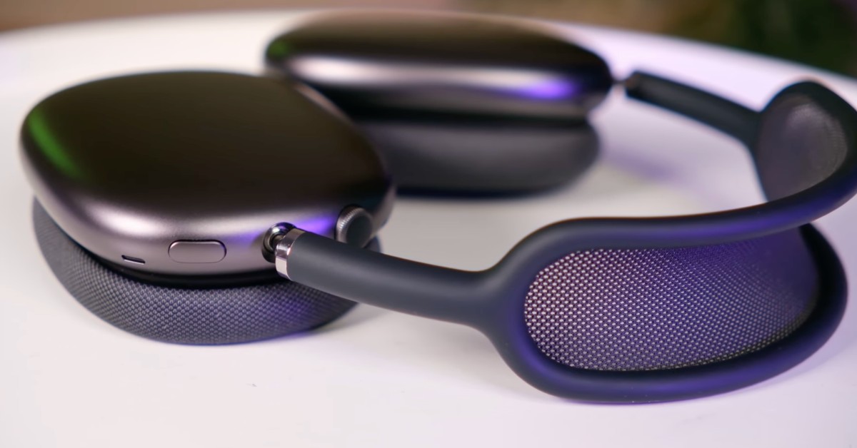 Apple AirPods Max noise cancelling headphones