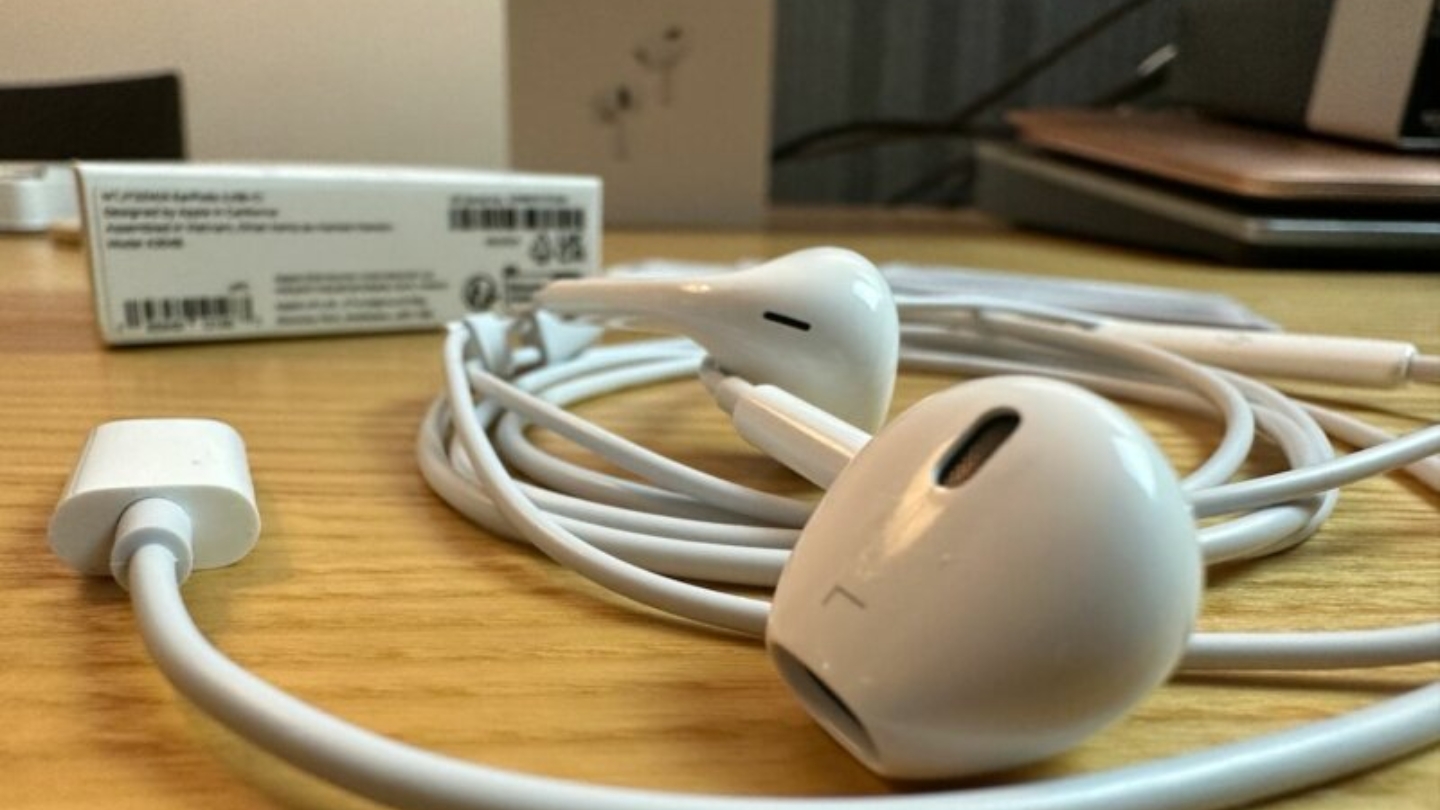 Apple EarPods USB-C in-ear headphones review