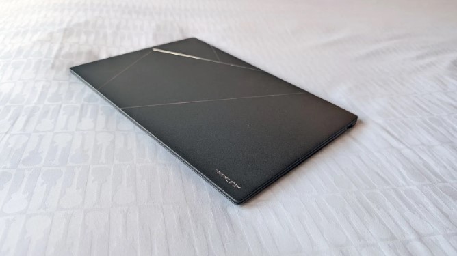 Zenbook S14 vs Macbook Air M4