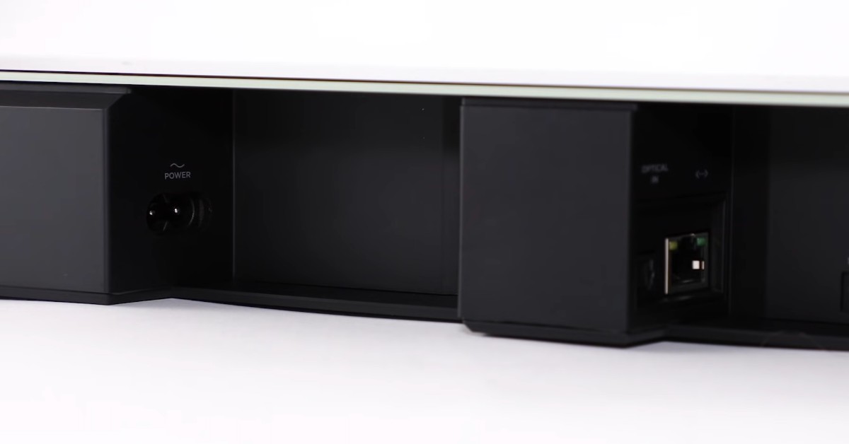 Barre de son Bose Smart Soundbar 700 à moins de 1000