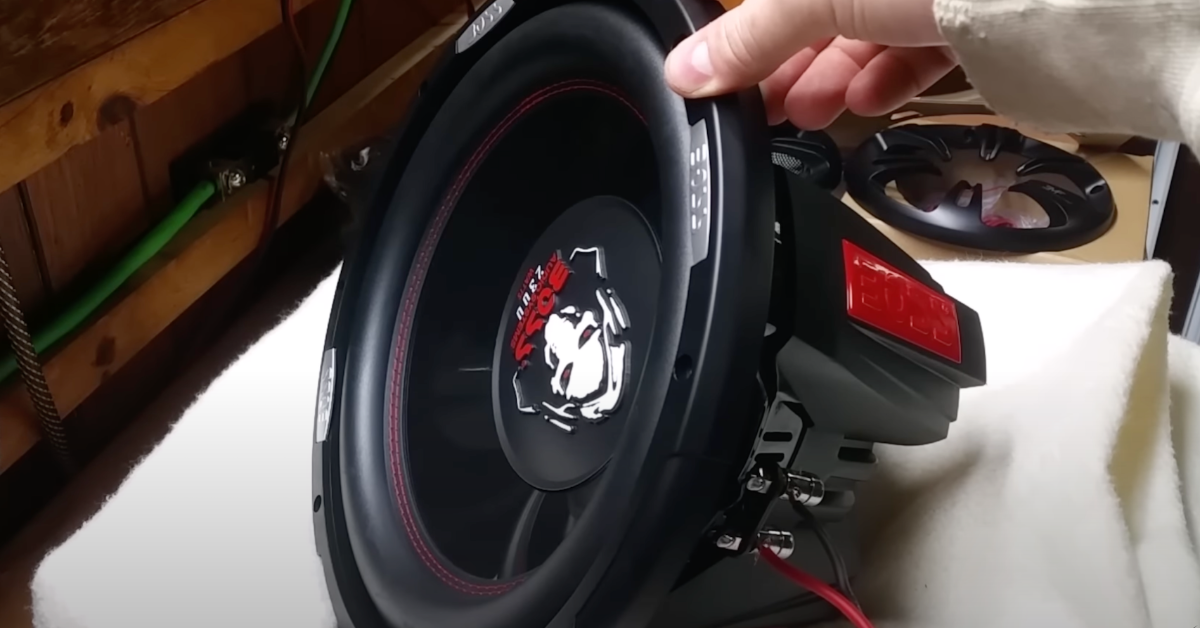 BOSS Audio Systems P126DVC 12-Inch  competition Car Subwoofer