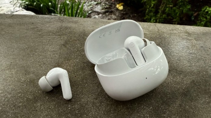 Baseus Bass BP1 Pro affordable bluetooth earbuds